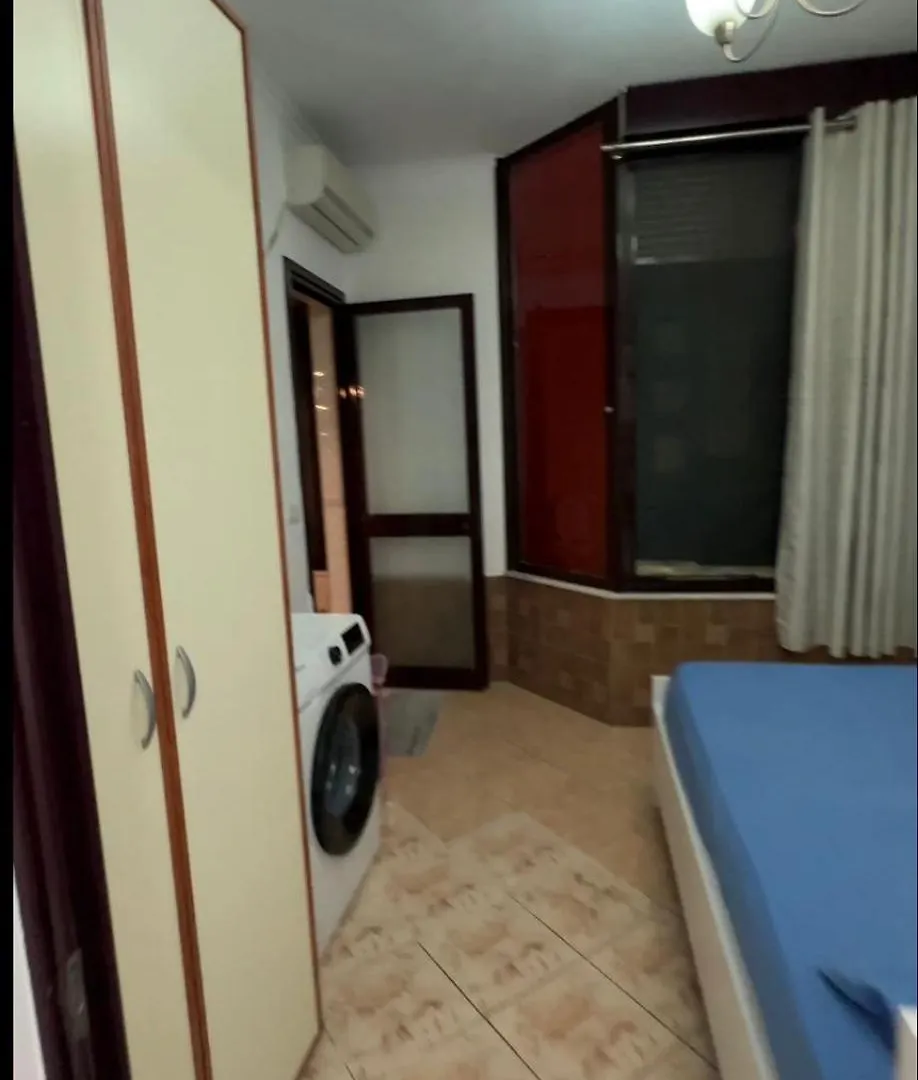 Apartamento Cela Houses Golem